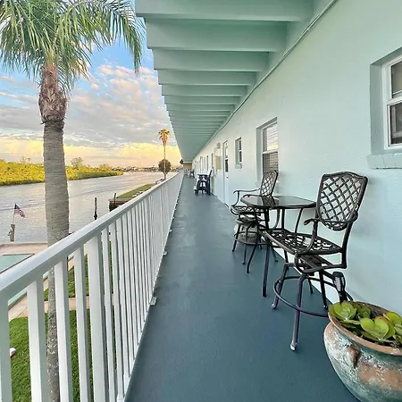 Mangroves & Manatees Villa